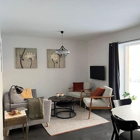 Fint Hus Naera Jaervsoebacken Villa Exteriör bild