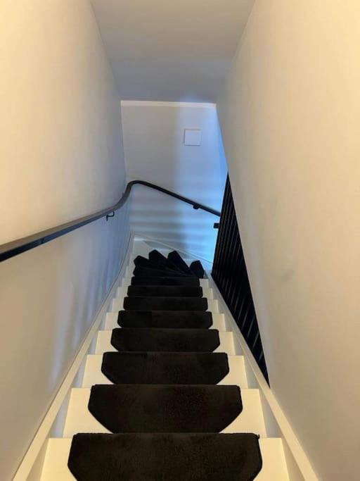 Fint Hus Naera Jaervsoebacken Villa Exteriör bild